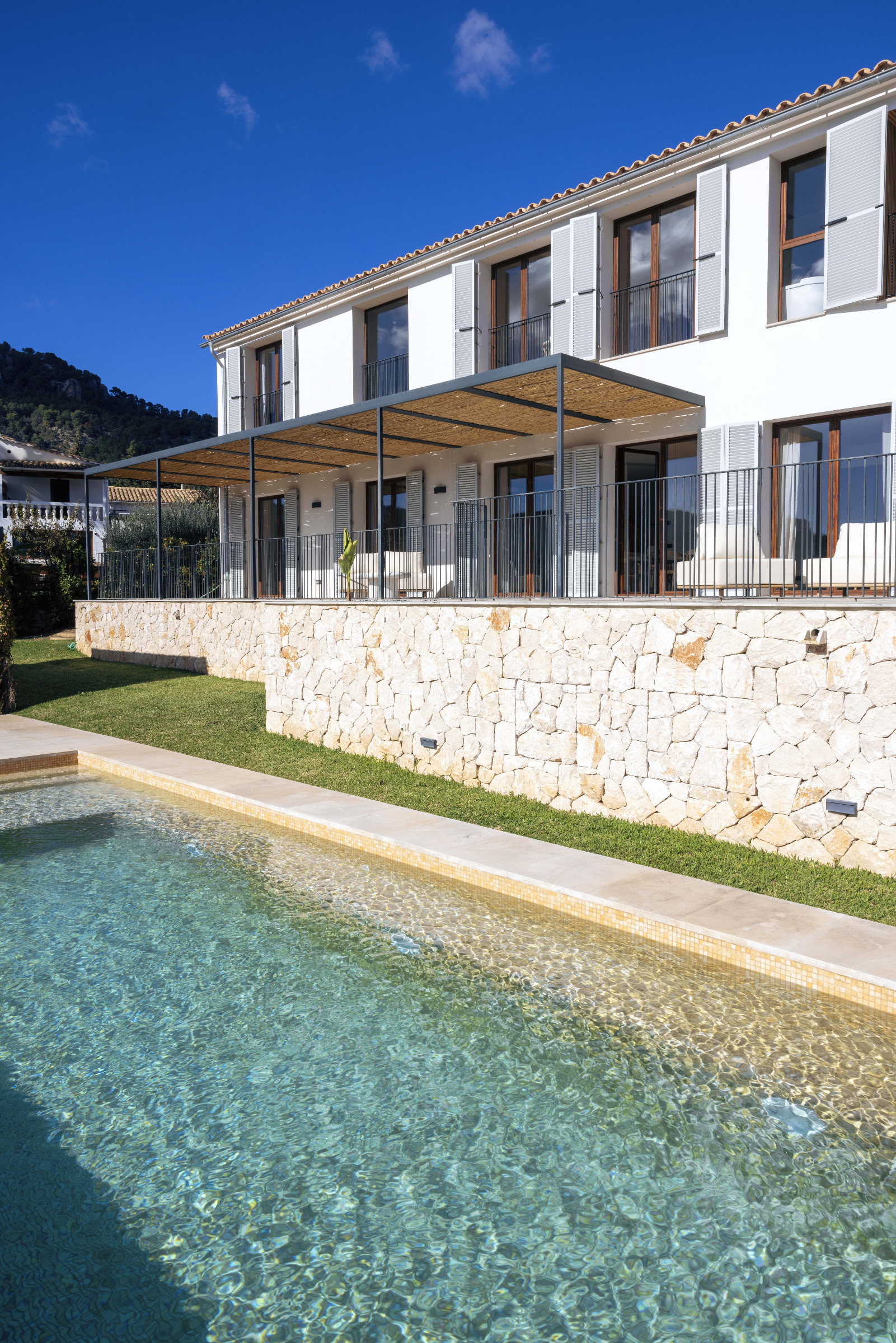 Luxurious 5-Bedroom Villa in Es Capdella with Pool and Garden — image 28