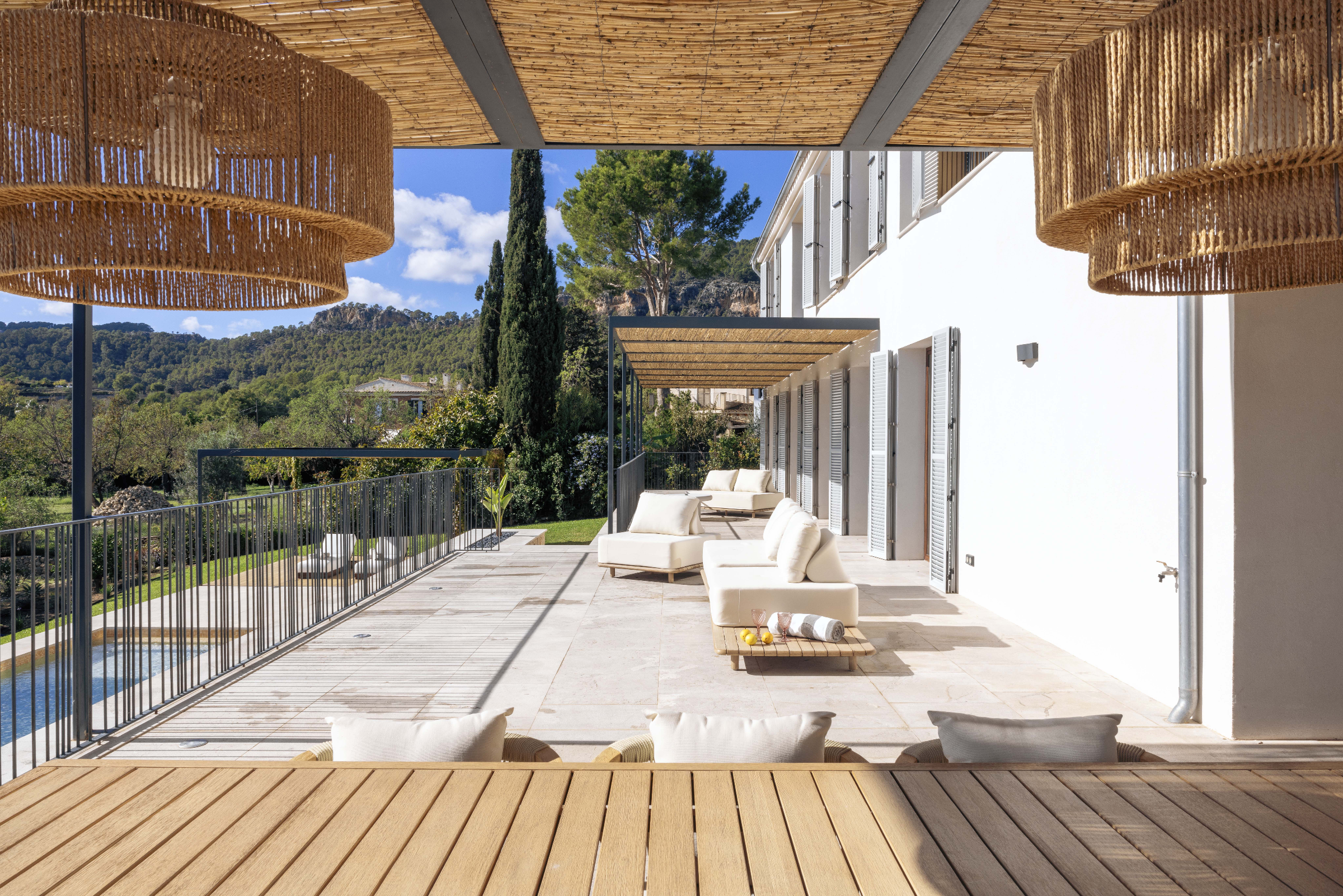 Luxurious 5-Bedroom Villa in Es Capdella with Pool and Garden — image 32