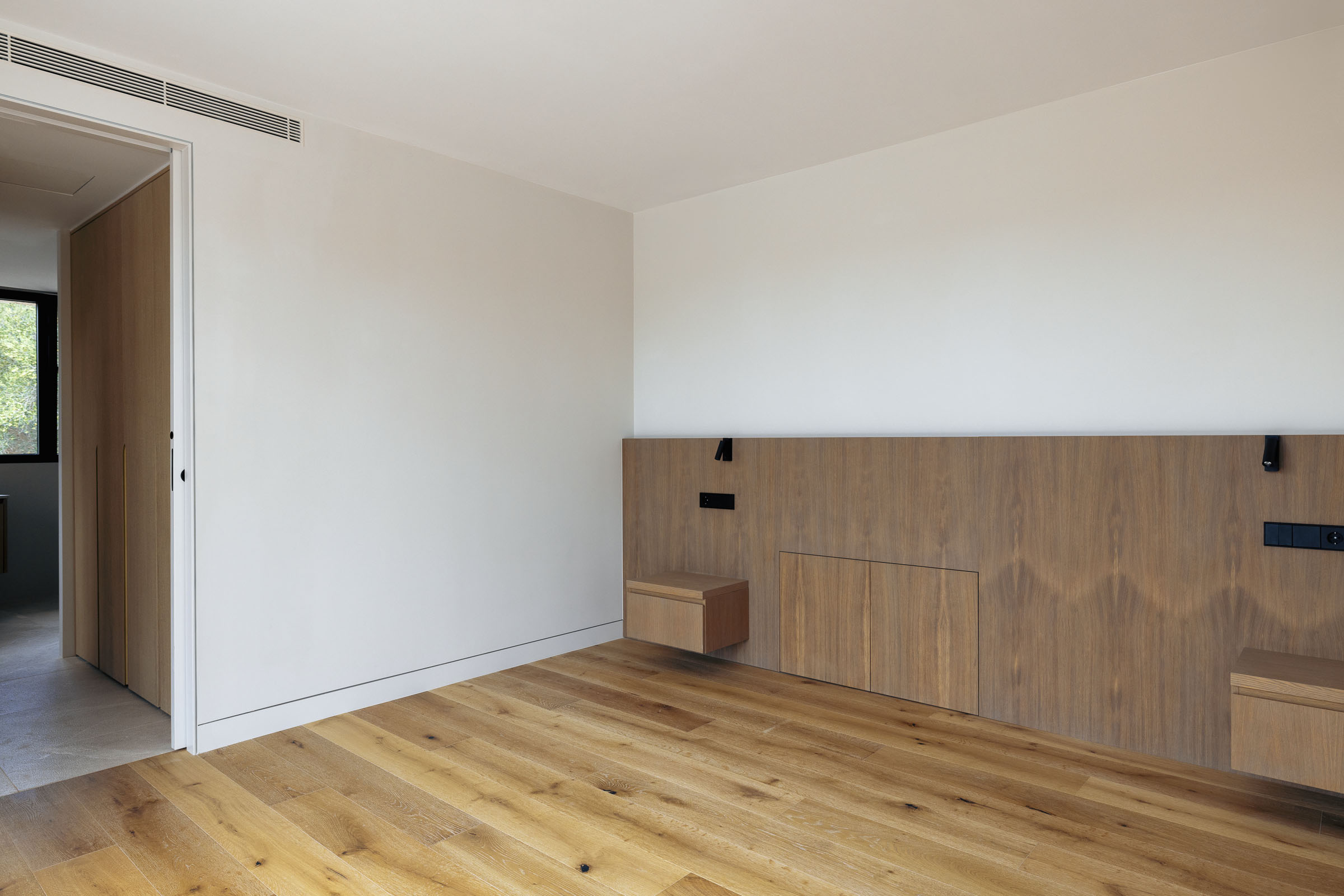 Newly Built Designer Villa with Mountain Views in Es Capdella — image 22