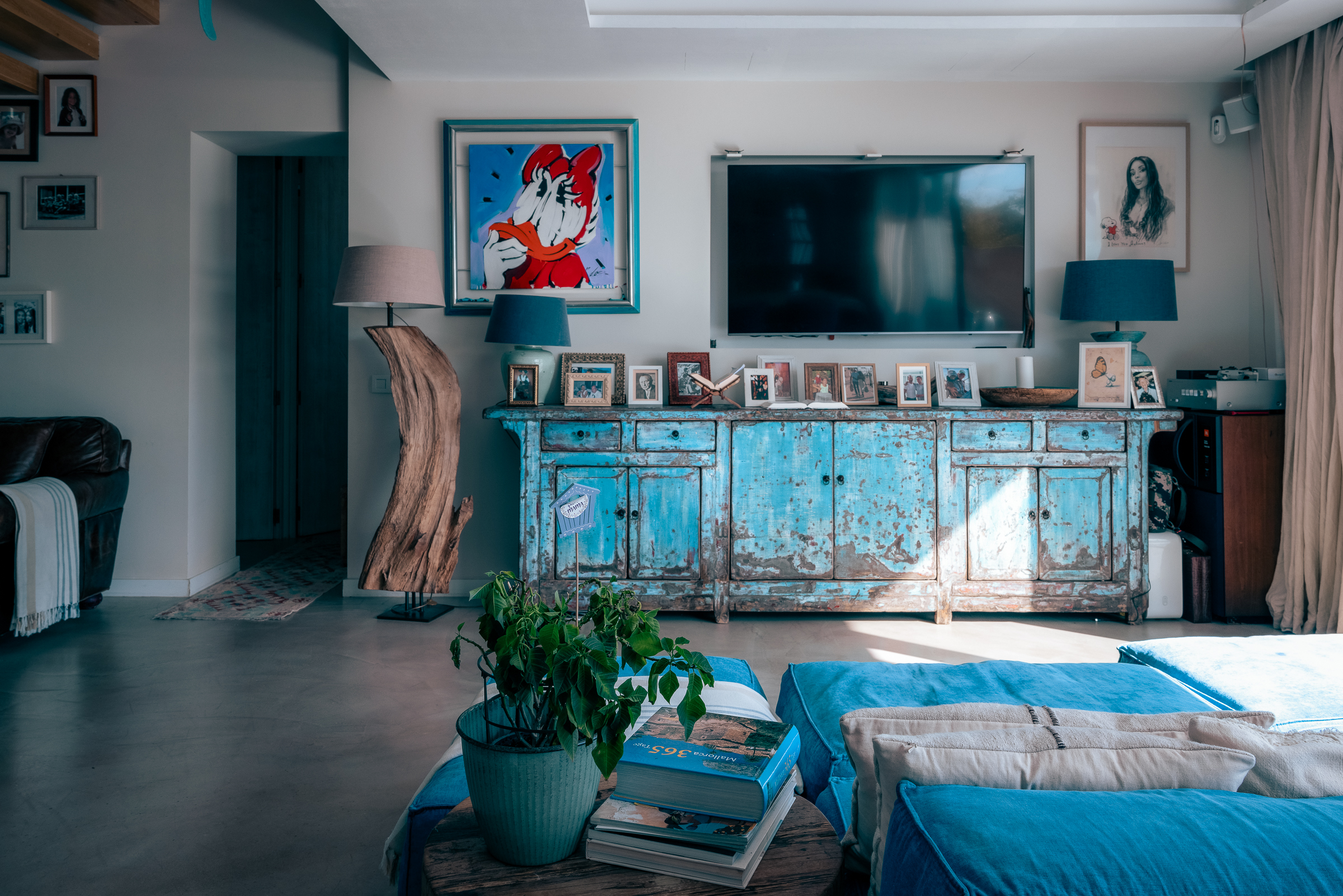 Modern 5-Bedroom Villa in Genova with Sea Views — image 28