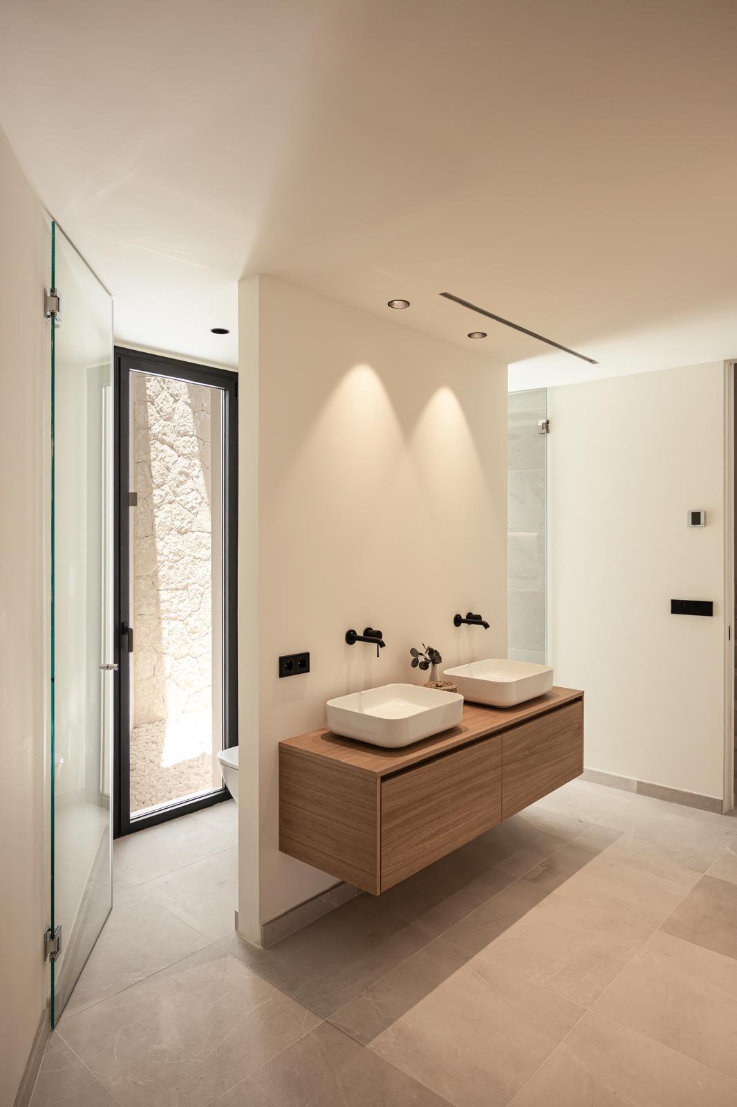 Exceptional New-Build Villa Moments from the Sea in Old Bendinat — image 19