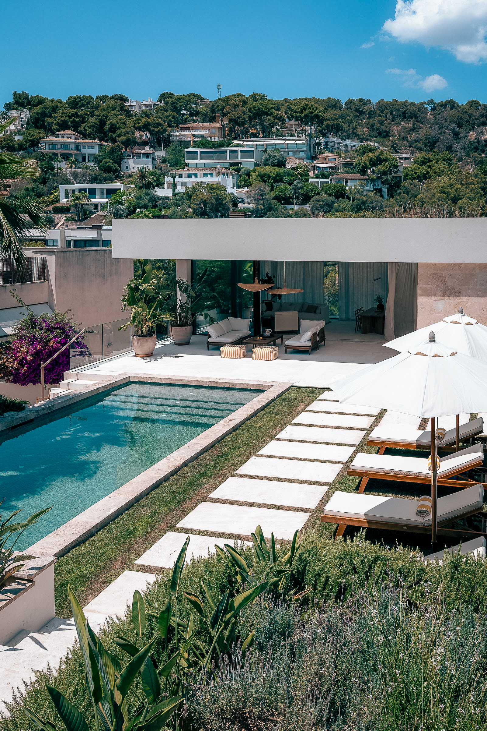 Luxury Mediterranean Villa with Total Privacy in Prestigious Bendinat — image 20