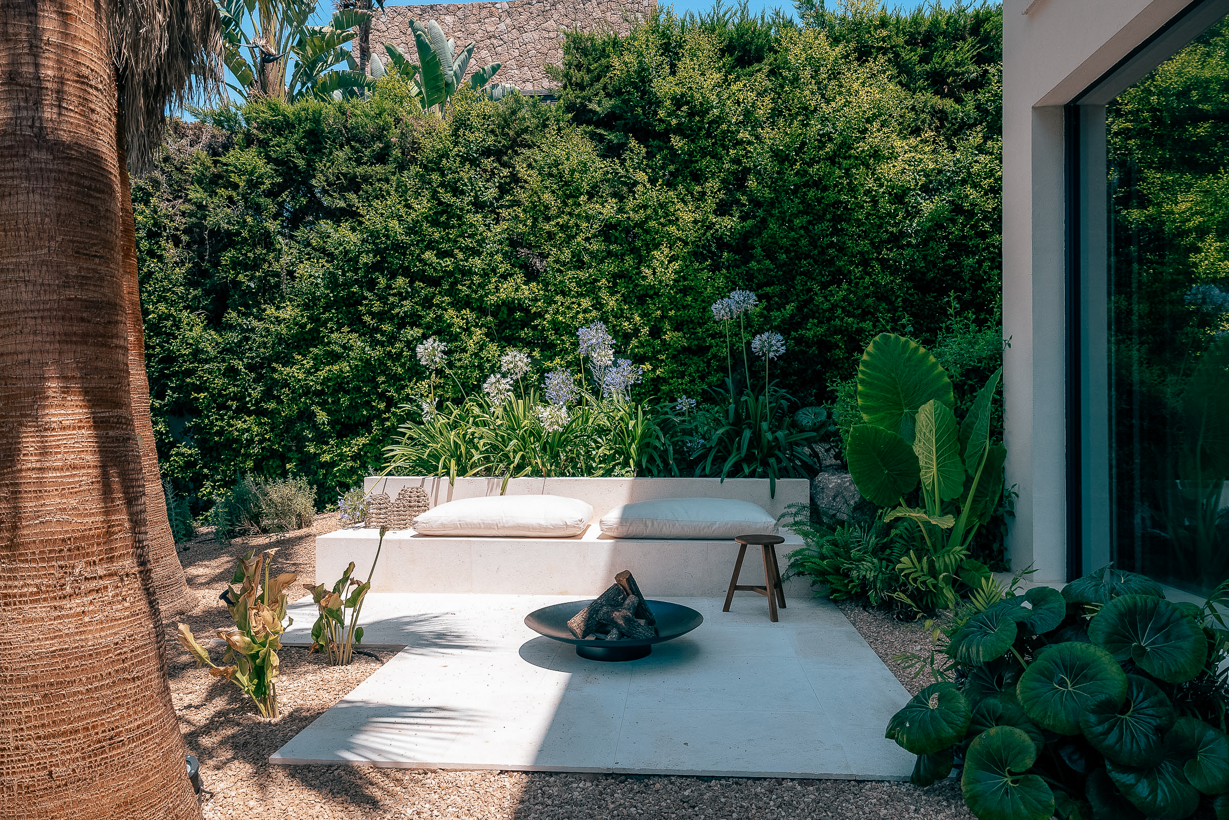 Luxury Mediterranean Villa with Total Privacy in Prestigious Bendinat — image 25