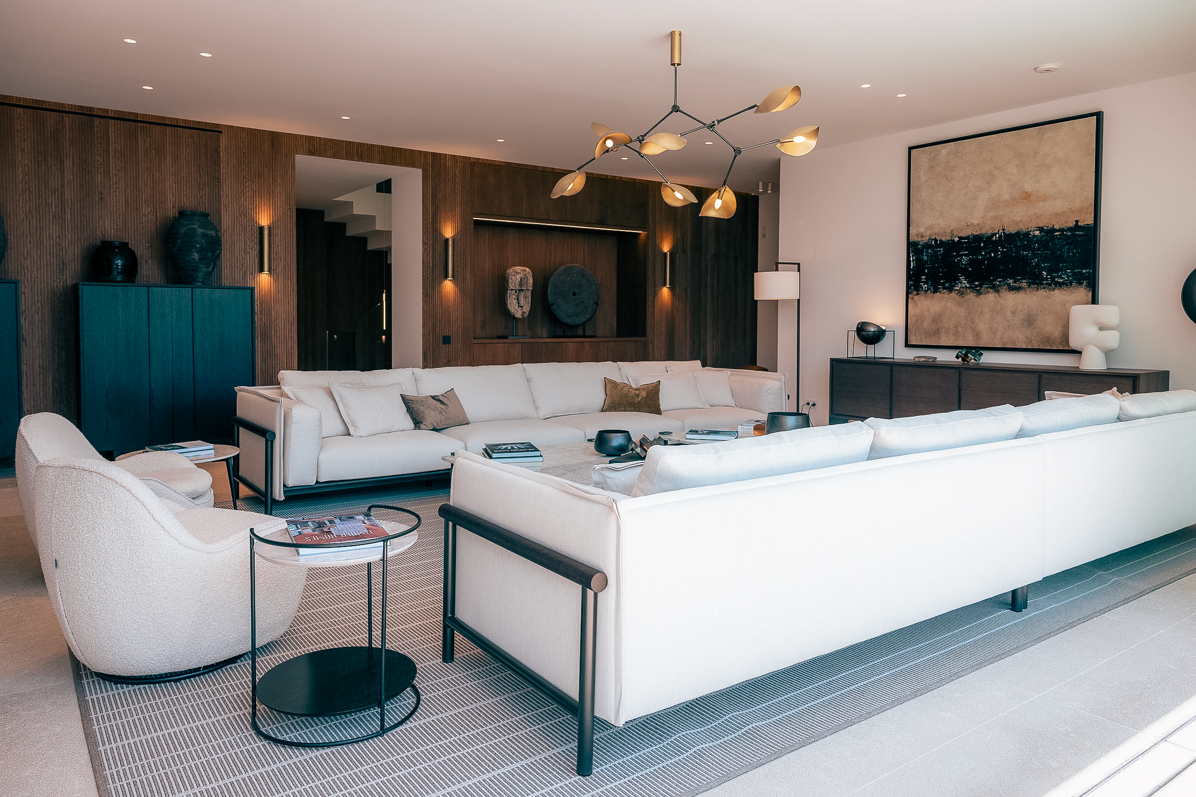 Contemporary 4-Bedroom Villa in Portals Nous with Sea Views — 4