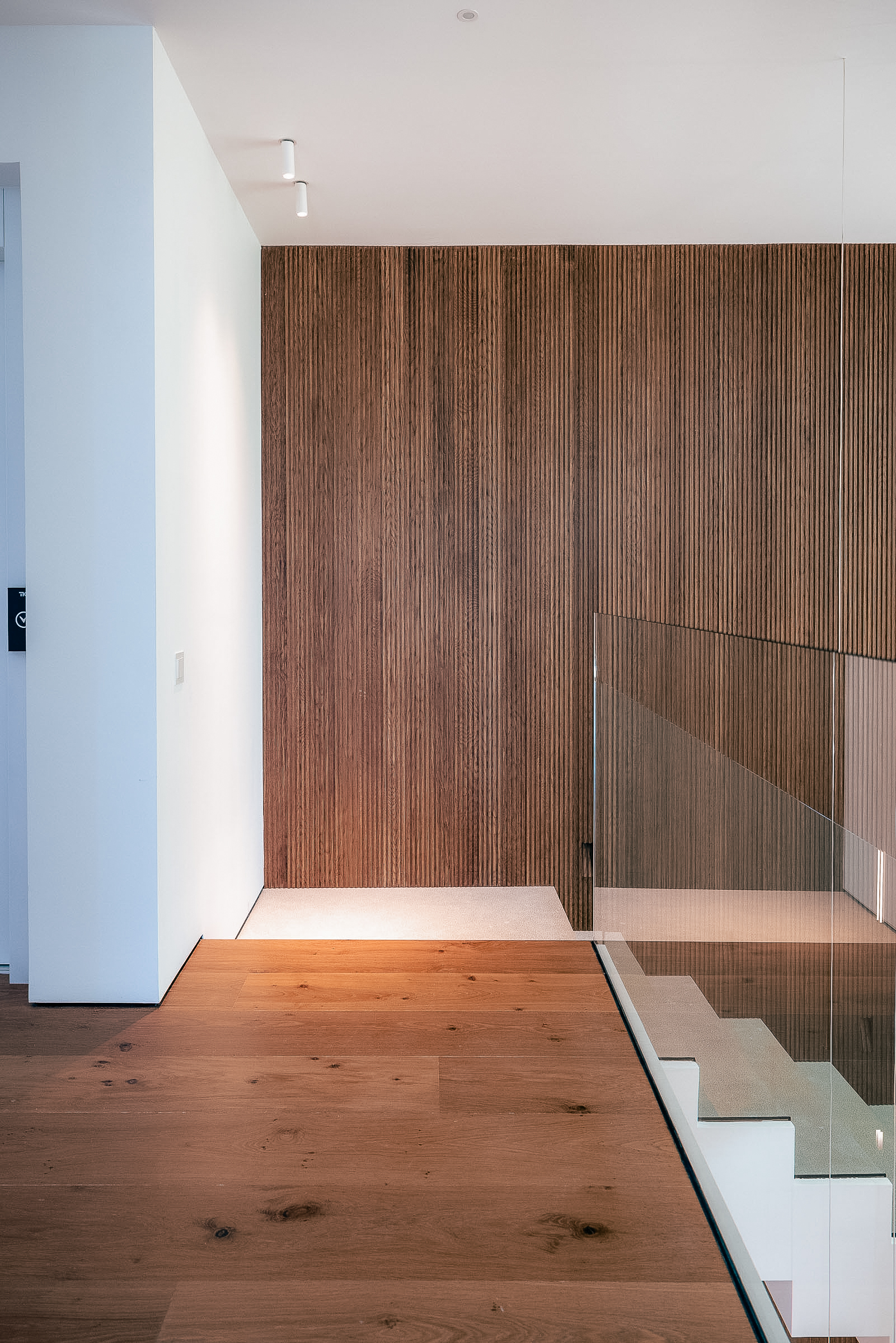 Contemporary 4-Bedroom Villa in Portals Nous with Sea Views — image 20