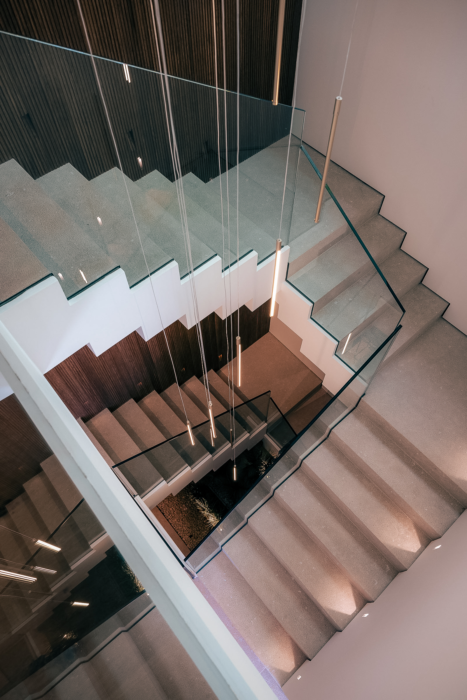 Contemporary 4-Bedroom Villa in Portals Nous with Sea Views — image 21