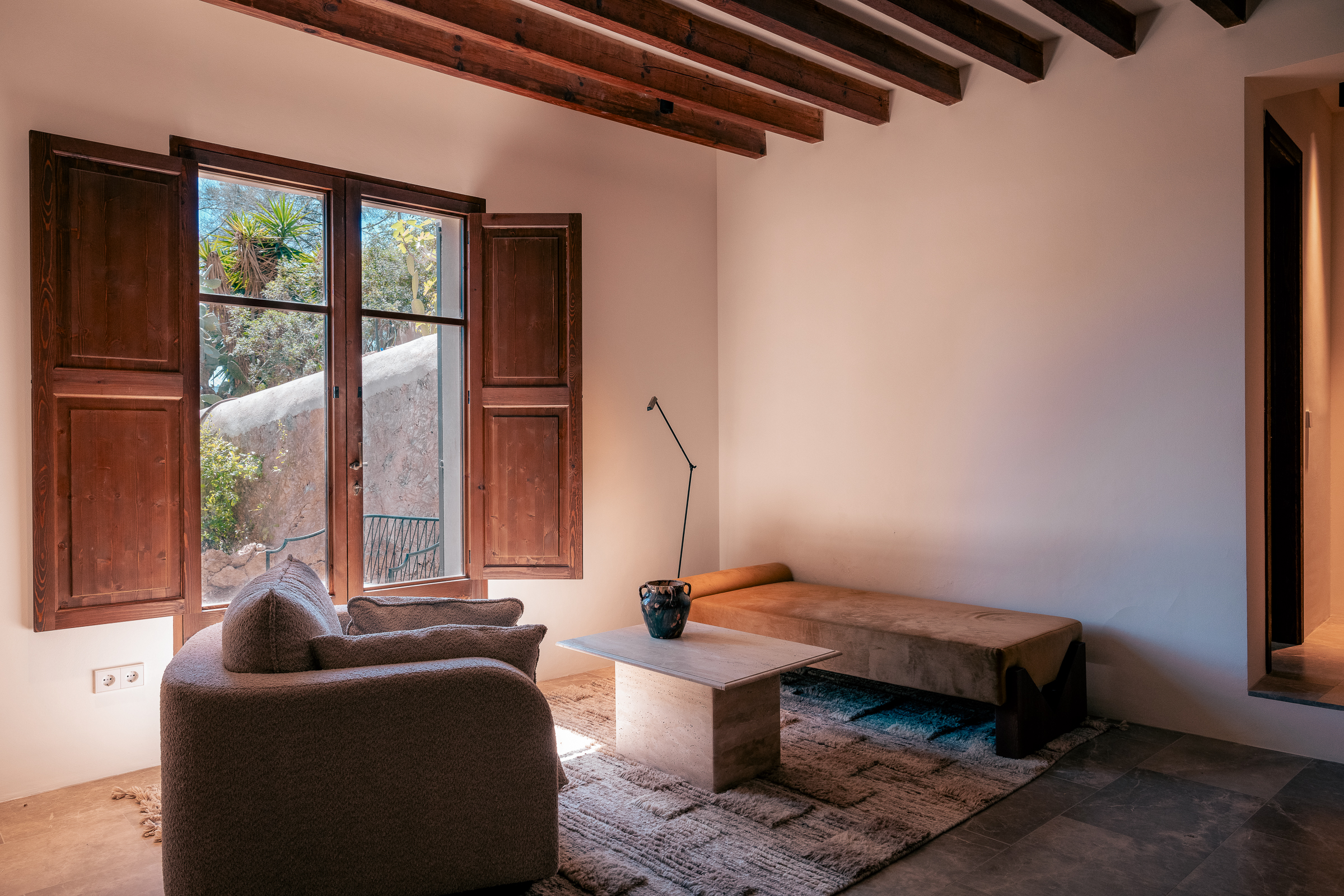Stunning 5 bedroom villa in Son Roca with sea views — 8