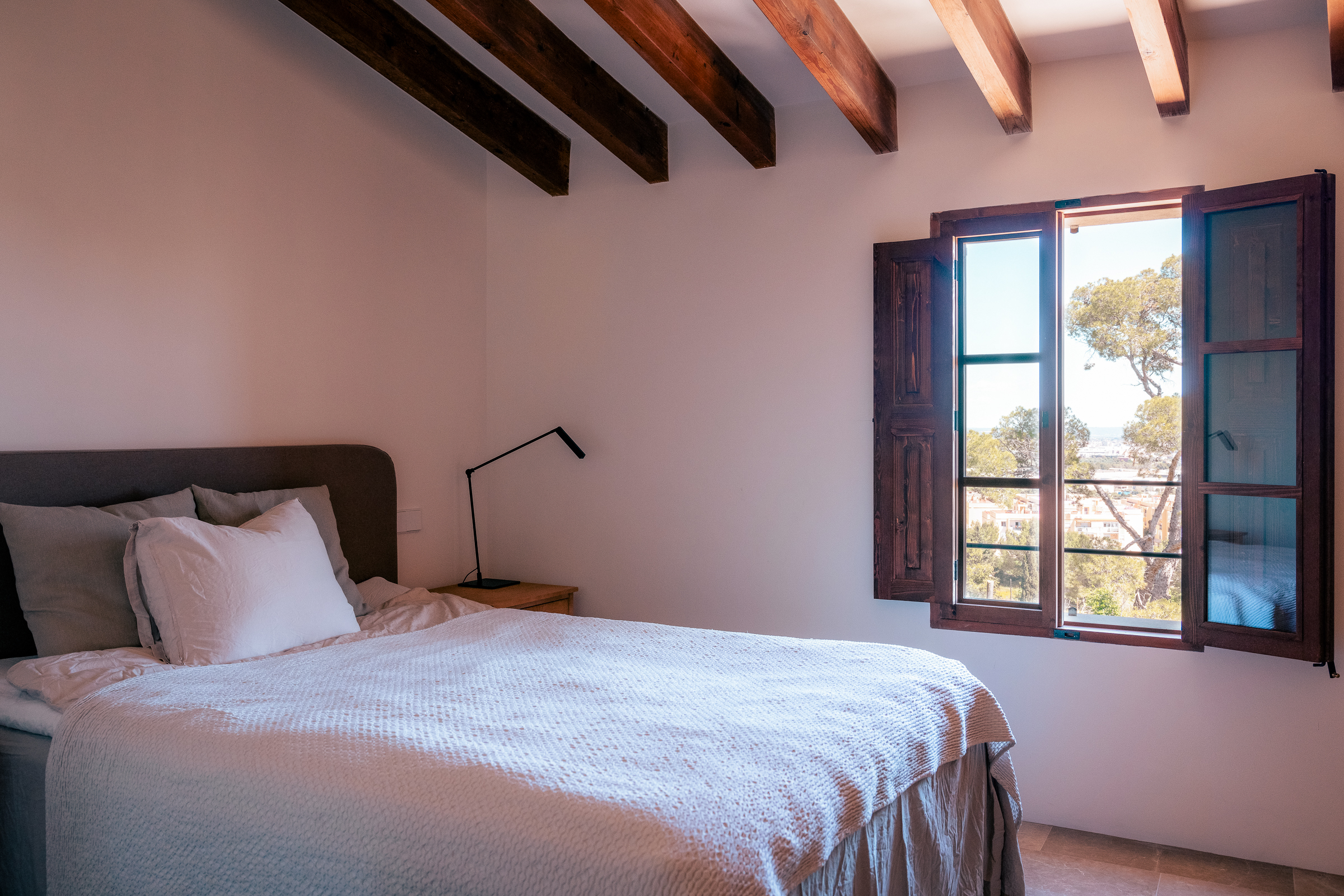 Stunning 5 bedroom villa in Son Roca with sea views — image 30