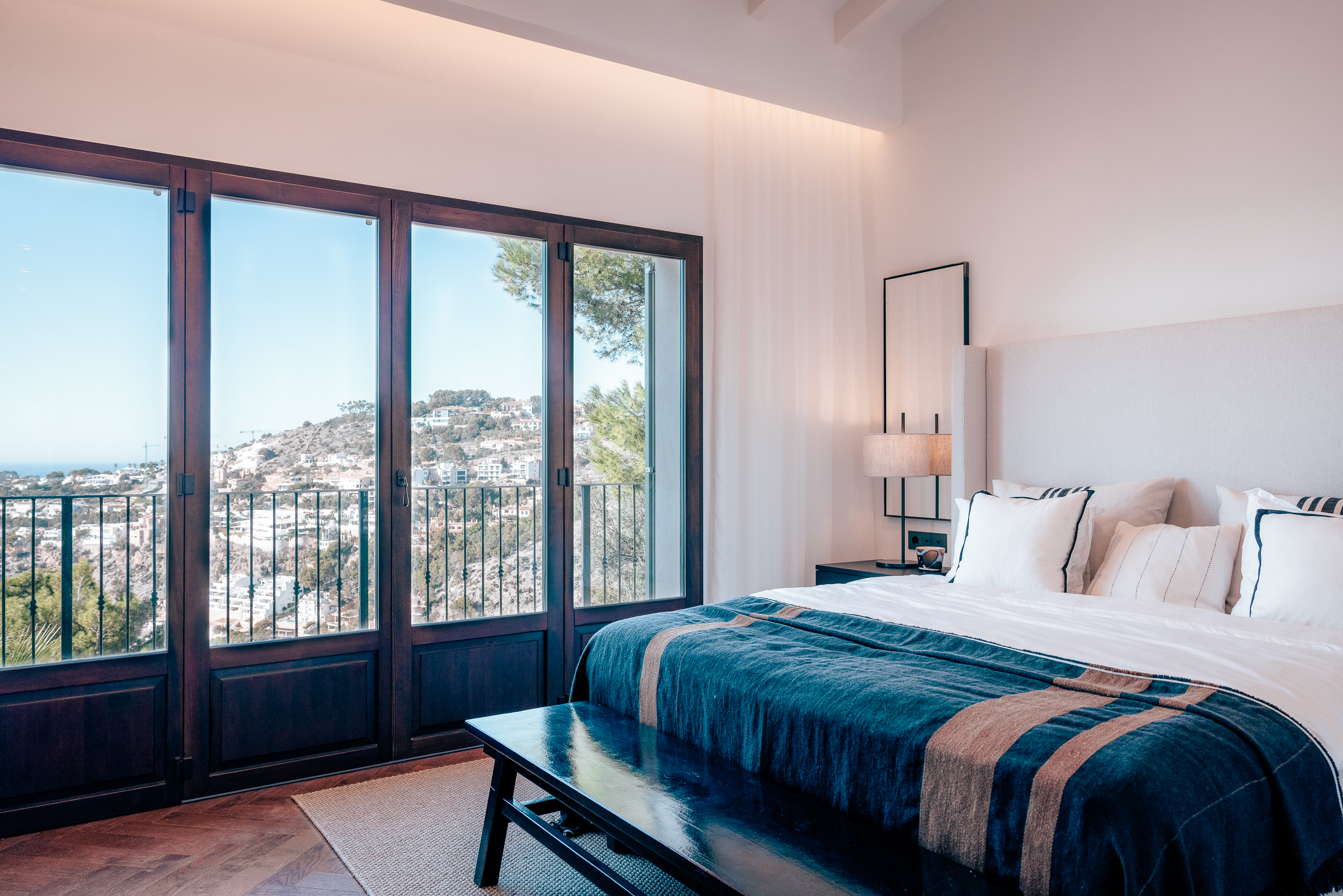 Elegant 4-Bedroom Villa in Cala Llamp with Sea Views — 4
