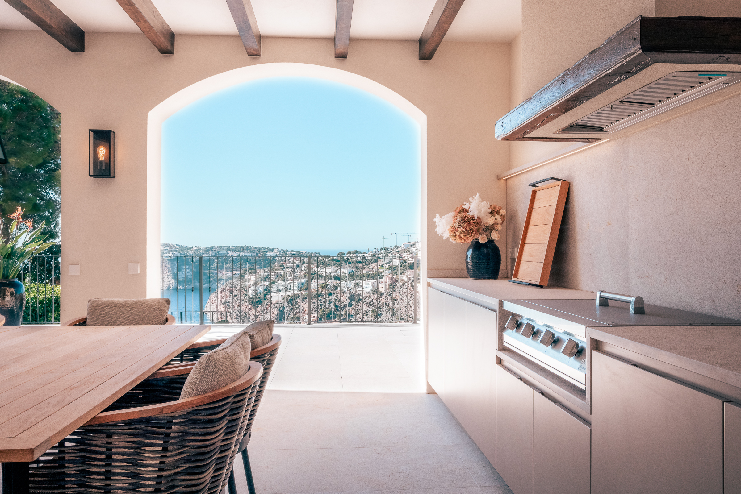 Elegant 4-Bedroom Villa in Cala Llamp with Sea Views — 8