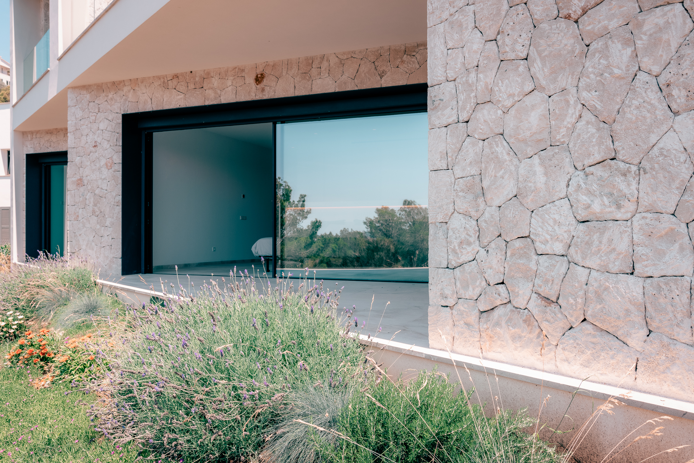 Luxury Sea View Villa for Sale in Costa d'en Blanes, Mallorca — image 24