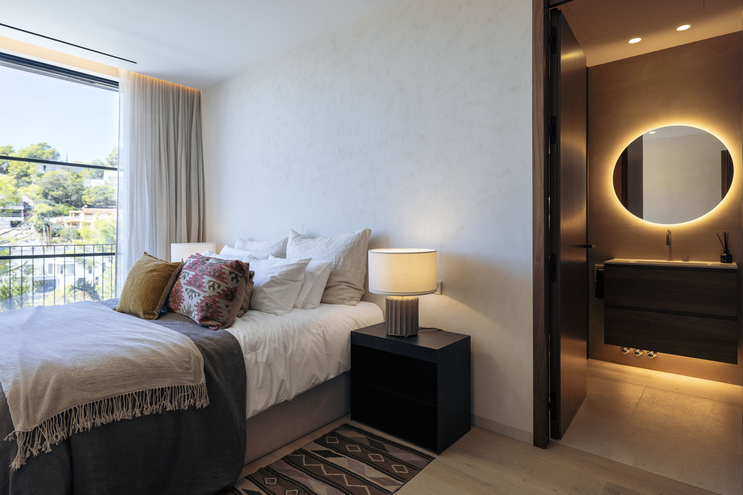 Modern 4-Bedroom Villa in Costa den Blanes with Sea Views — image 25