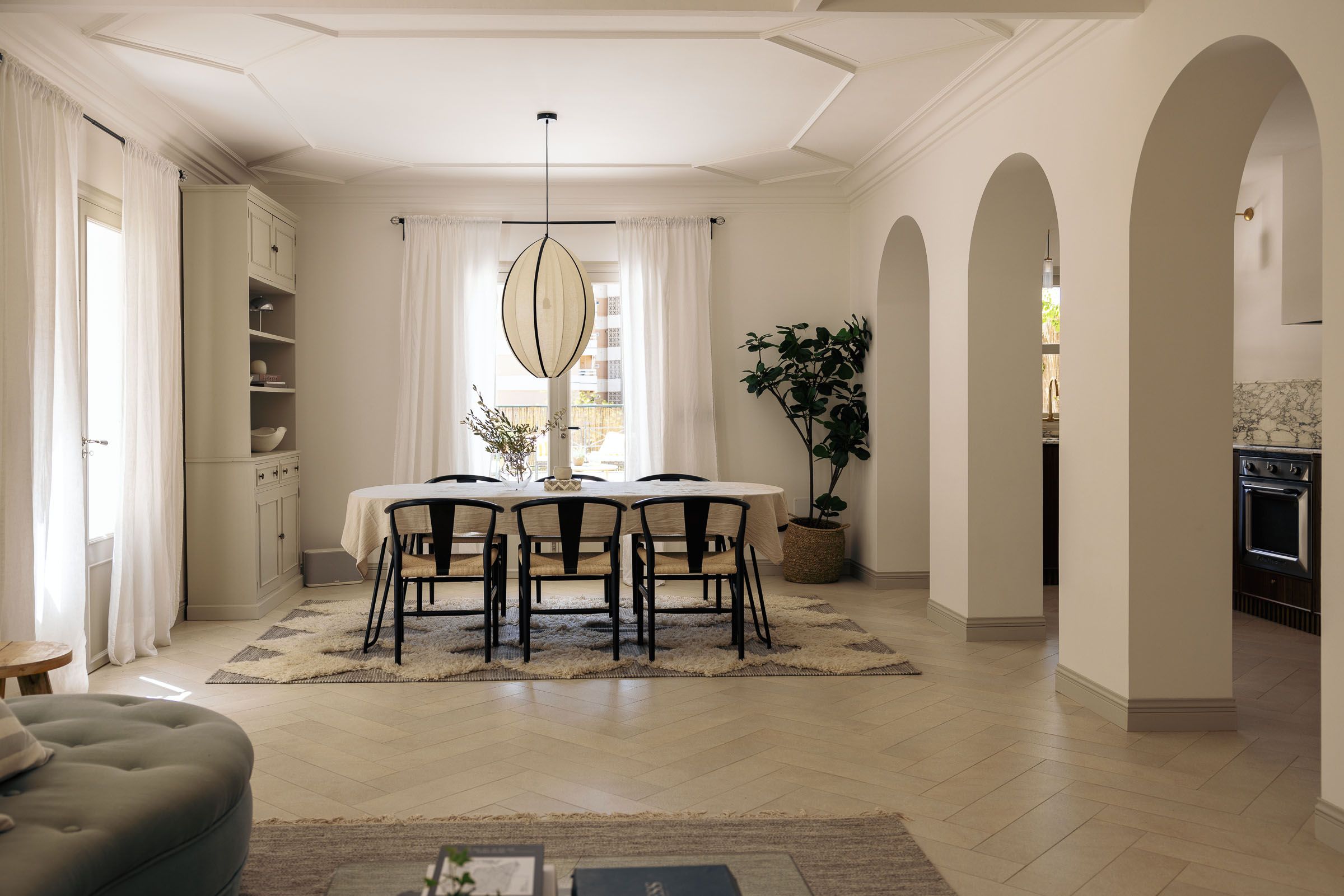 Elegant renovated apartment with 148 m² of terraces by Palma Tennis Club — image 2