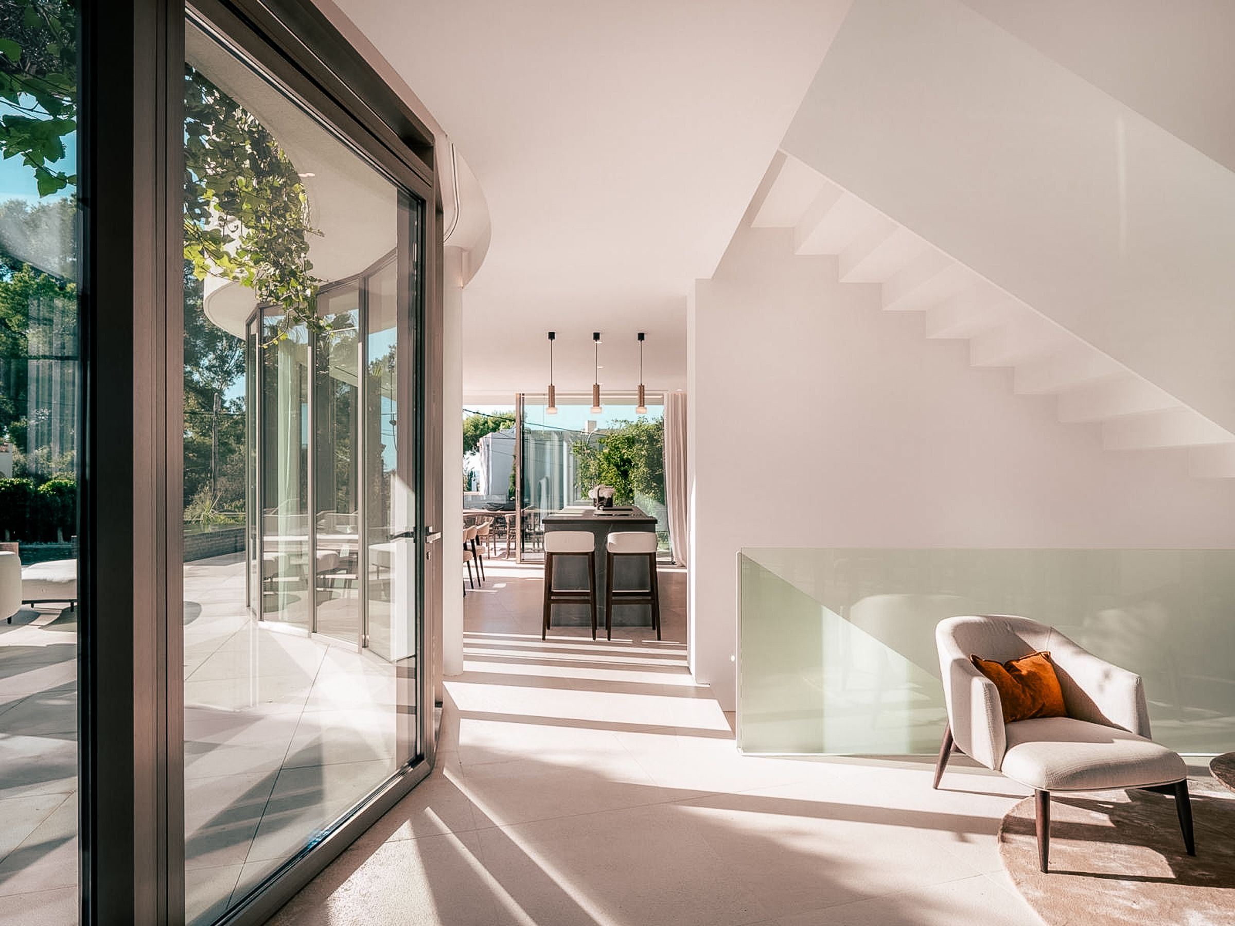 Contemporary Luxury in Prestigious Bendinat — image 2