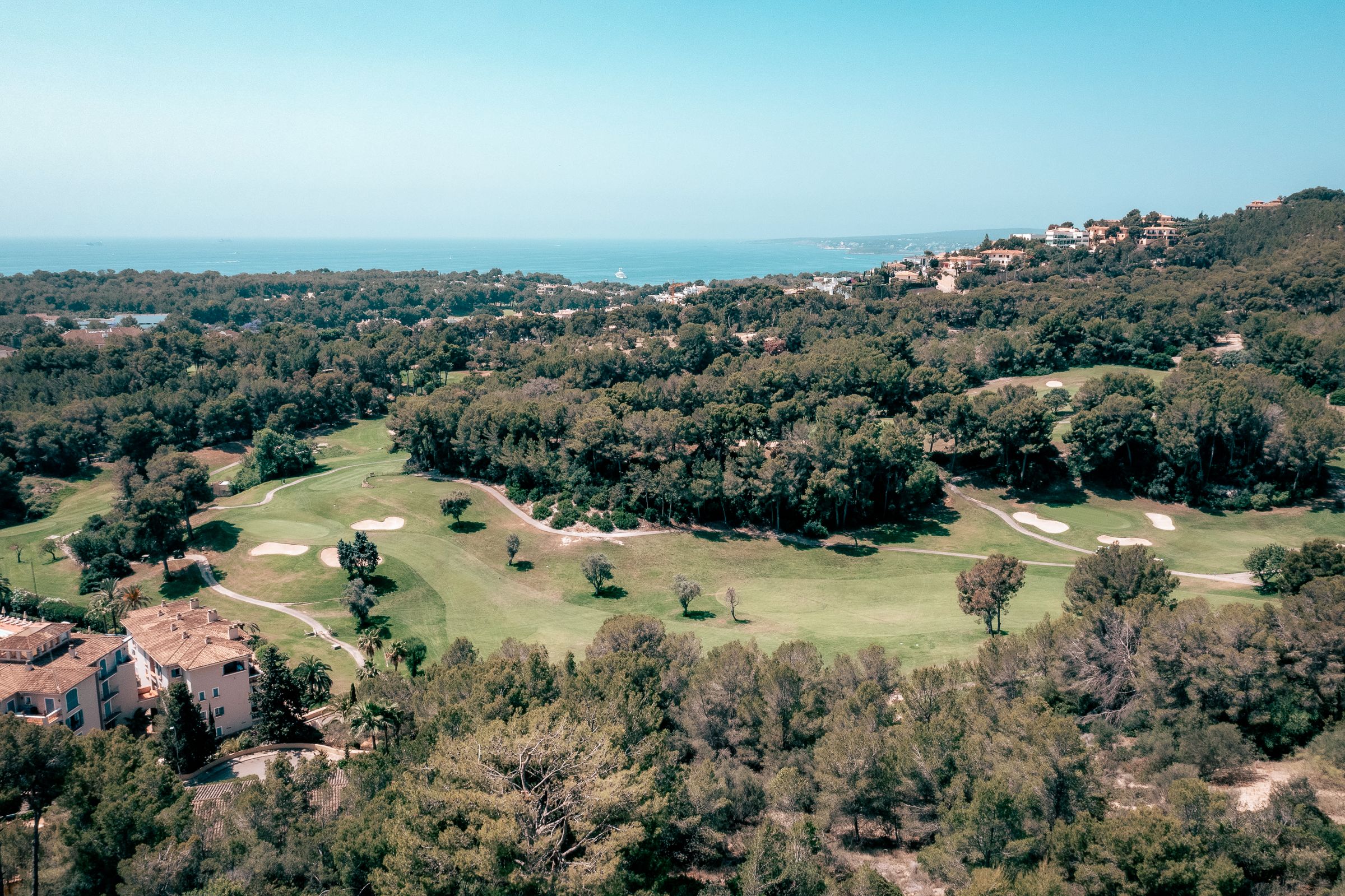 Elegant Villa 4-Bedroom in Bendinat with Sea Views and Pool — image 6