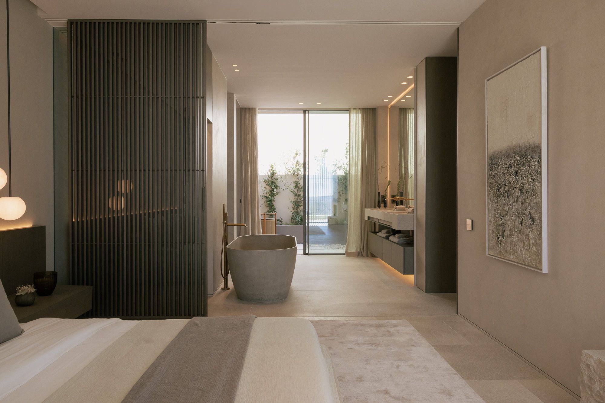 Elegant 5-Bedroom Villa in Costa den Blanes with Pool and Terrace — image 3