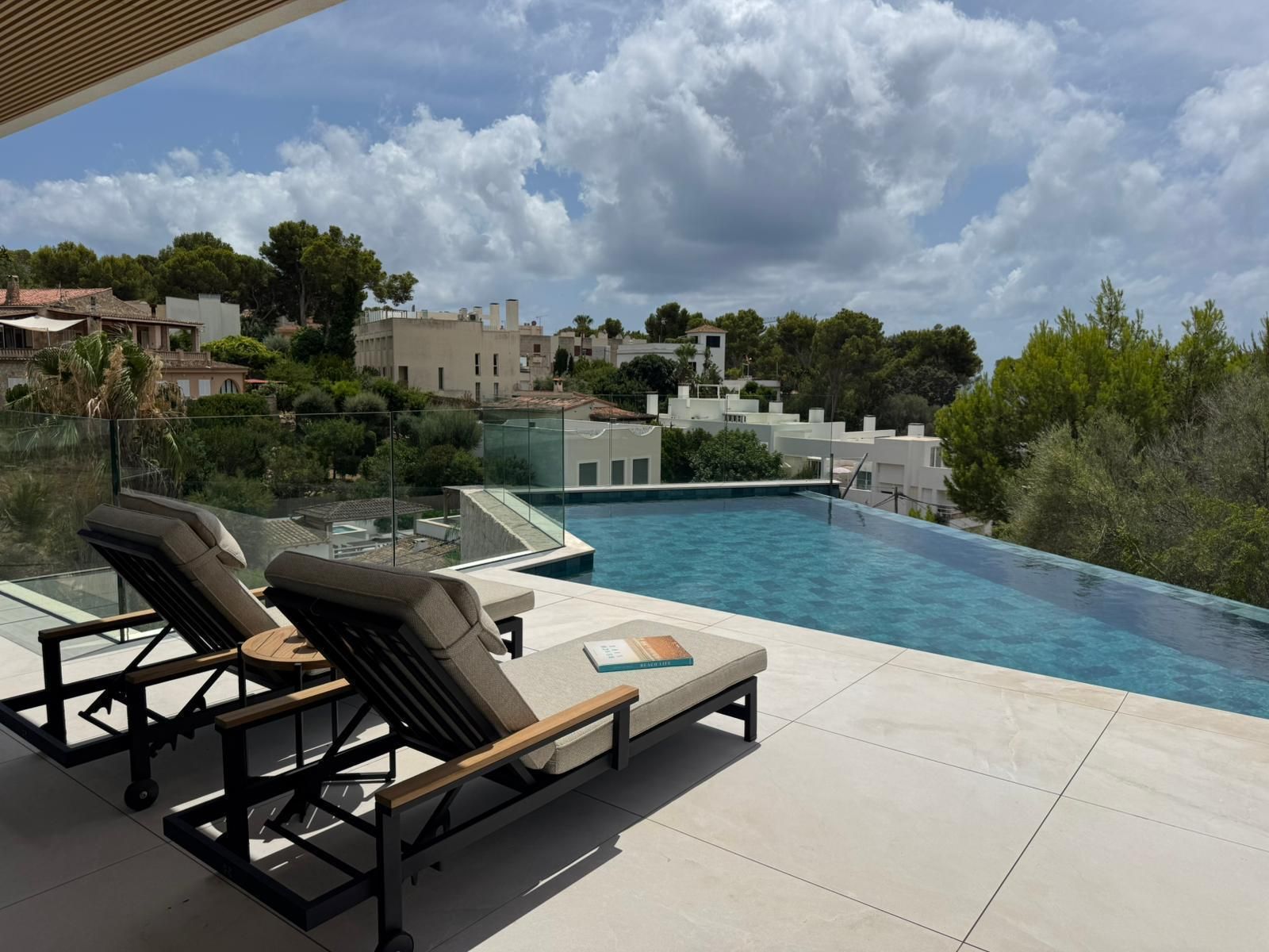Exceptional New-Build Villa Moments from the Sea in Old Bendinat — image 9