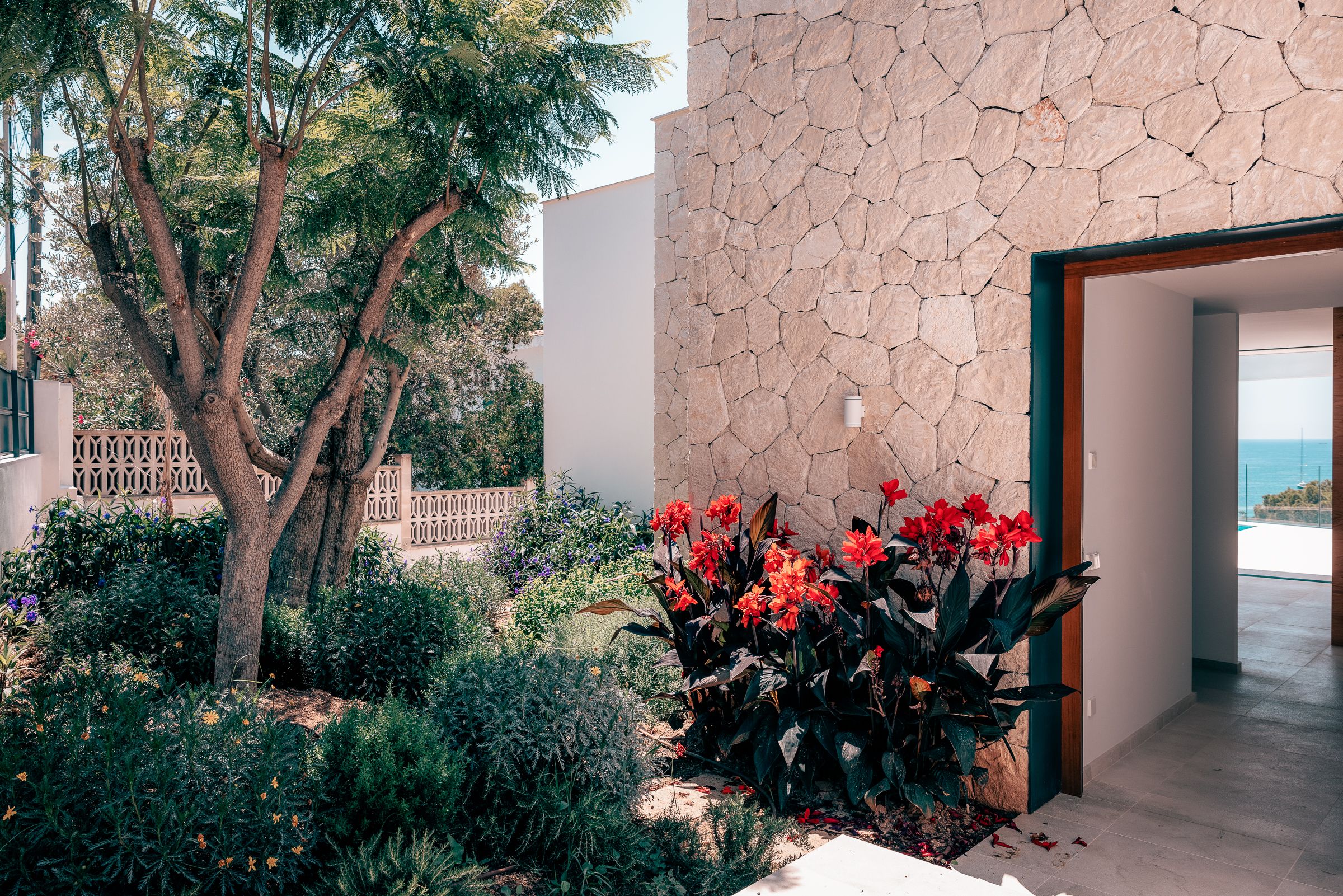 Luxury Sea View Villa for Sale in Costa d'en Blanes, Mallorca — image 2
